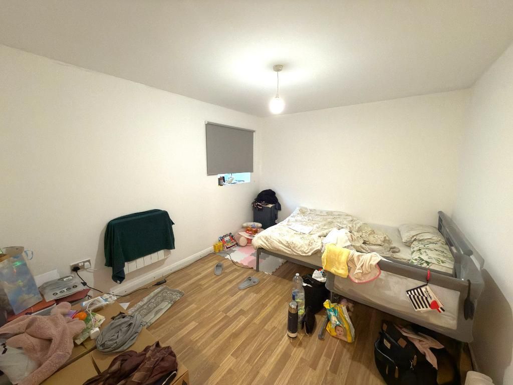 Additional image 2 of 1 bed flat for saleMilliners Court, Milliners Way, Biscot, Luton, Bedfordshire LU3