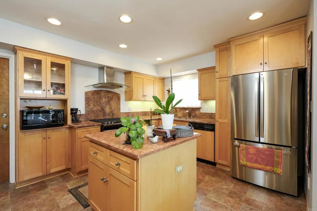 Additional image 14 of 6145 Carling Way, San Diego, CA 92115