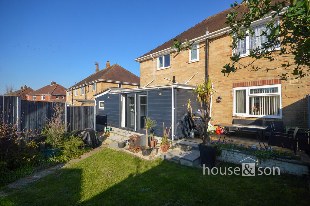 Aldridge Road, Bournemouth photo 2