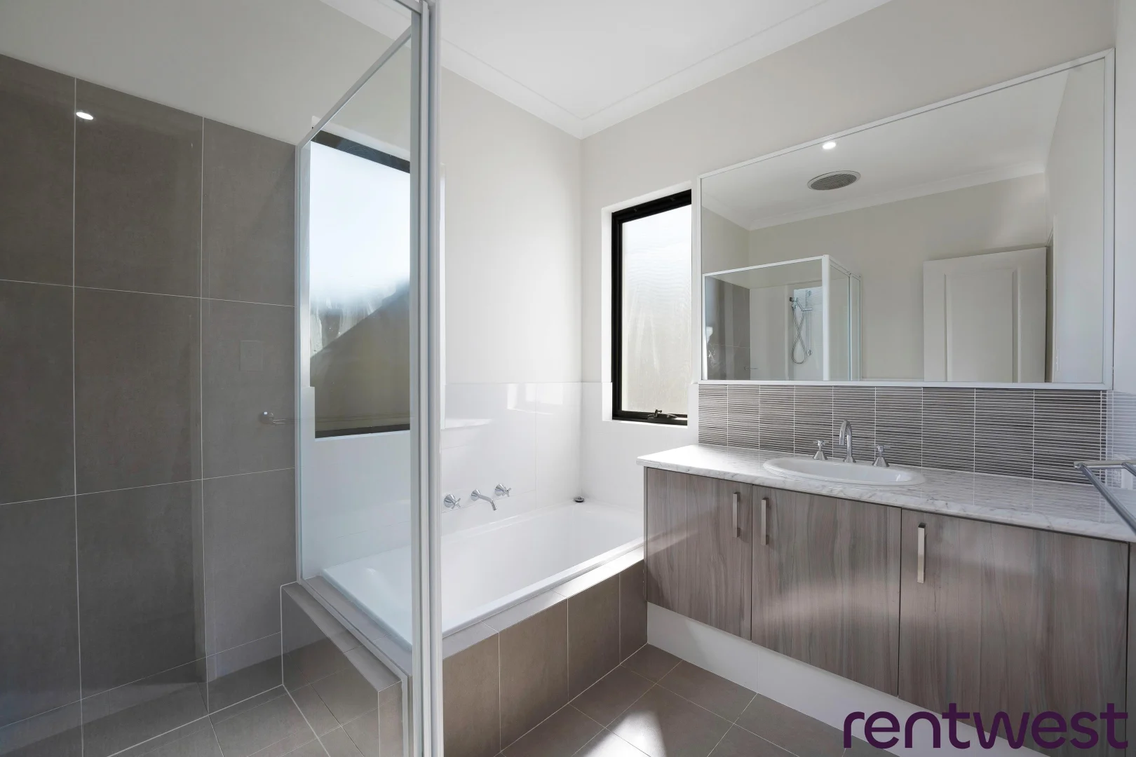 Additional image 9 of 126 Mornington Crescent, Wandi WA 6167