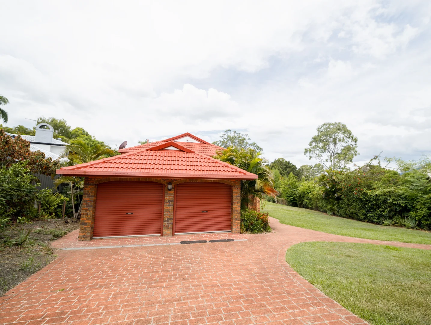 Additional image 2 of 11 Bondel Place, Mount Ommaney QLD 4074