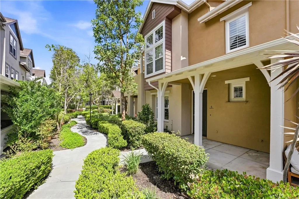 5 Azara Ln, Ladera Ranch, CA 92694 photo 3