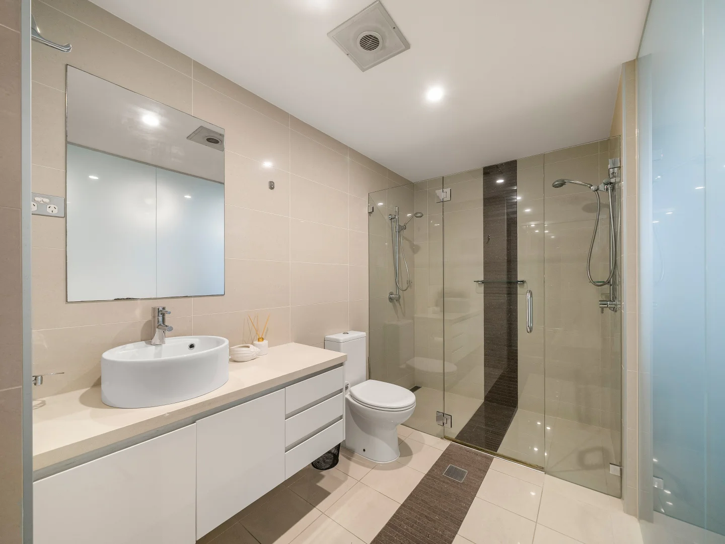 Additional image 14 of 39/83 Marine Parade, Redcliffe QLD 4020