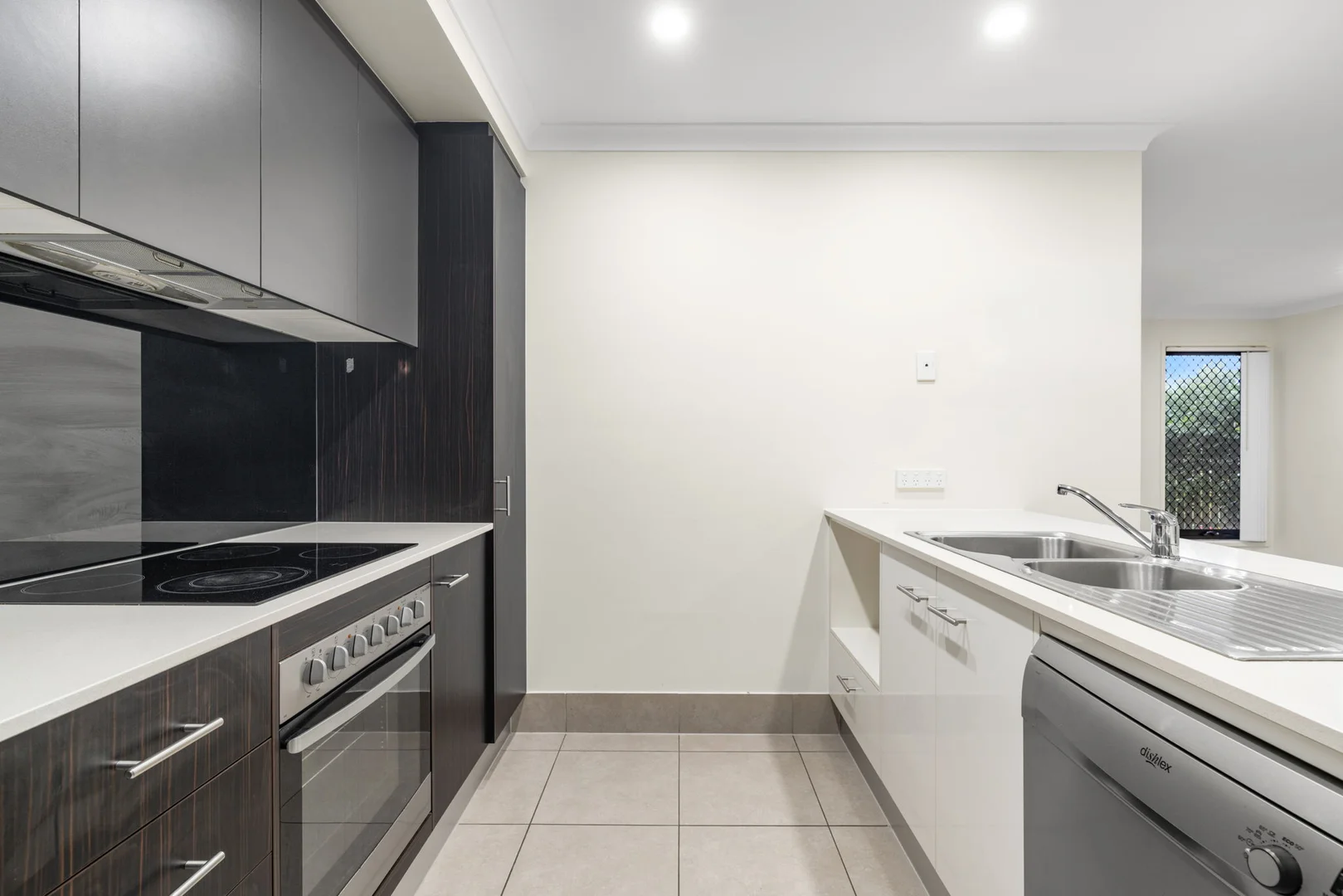 Additional image 5 of 1/6 Carnarvon Avenue, Springfield Lakes QLD 4300