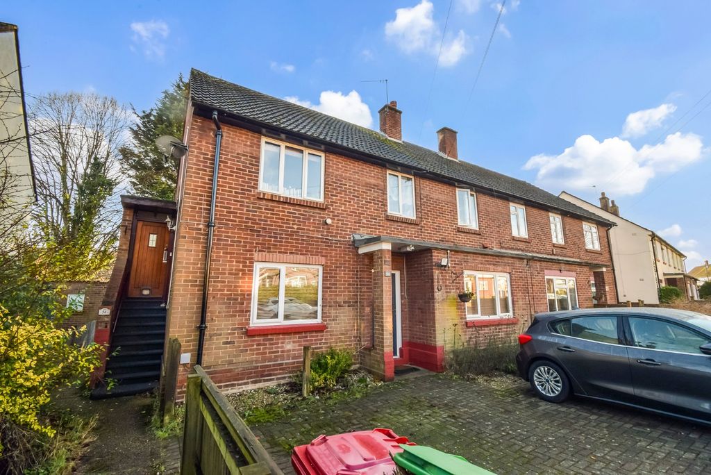 2 bed maisonette for saleThirlmere Avenue, Near Burnham, Berkshire SL1