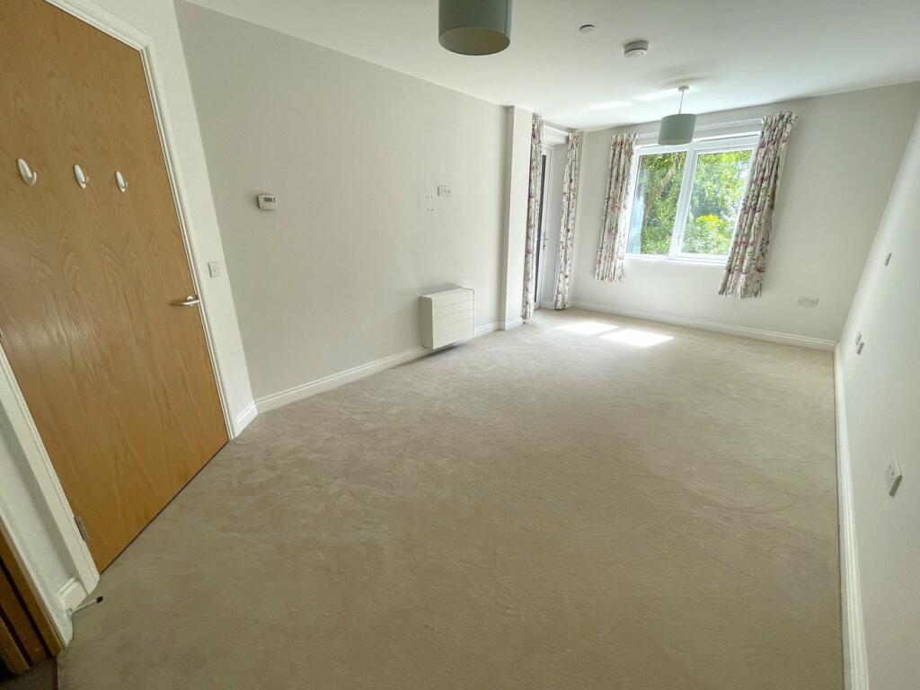 Additional image 10 of 47 Parkstone Road, Poole, BH15