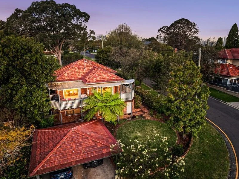 Additional image 4 of 2 Valleyview Crescent, Greenwich NSW 2065