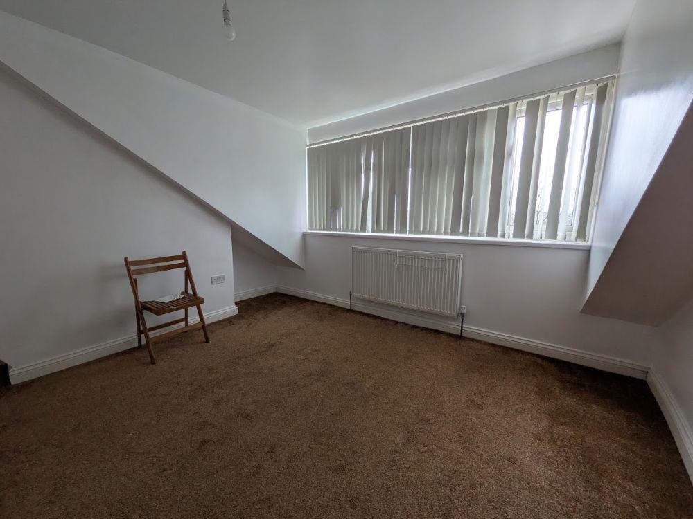 Additional image 9 of 130, Paley Road Bradford, BD4 7EL