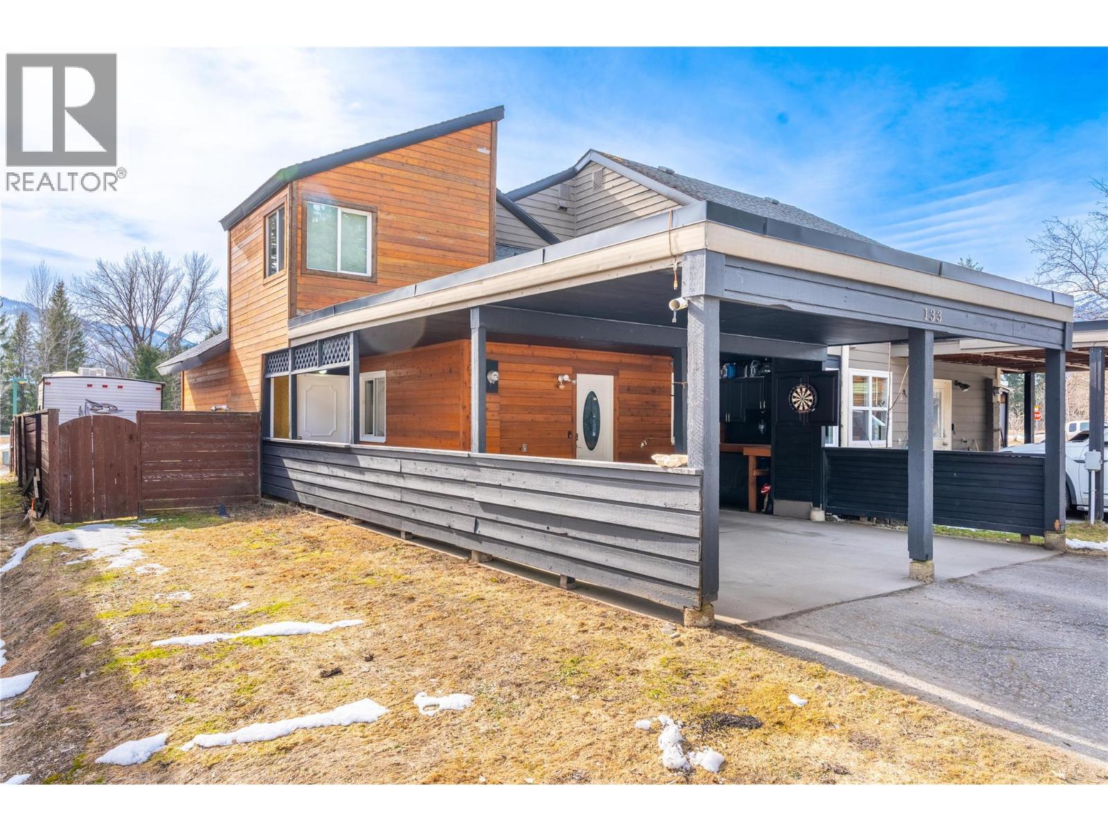 133 Greely Crescent