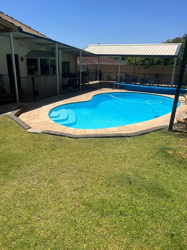 12 Balfern Court, Hamersley WA 6022