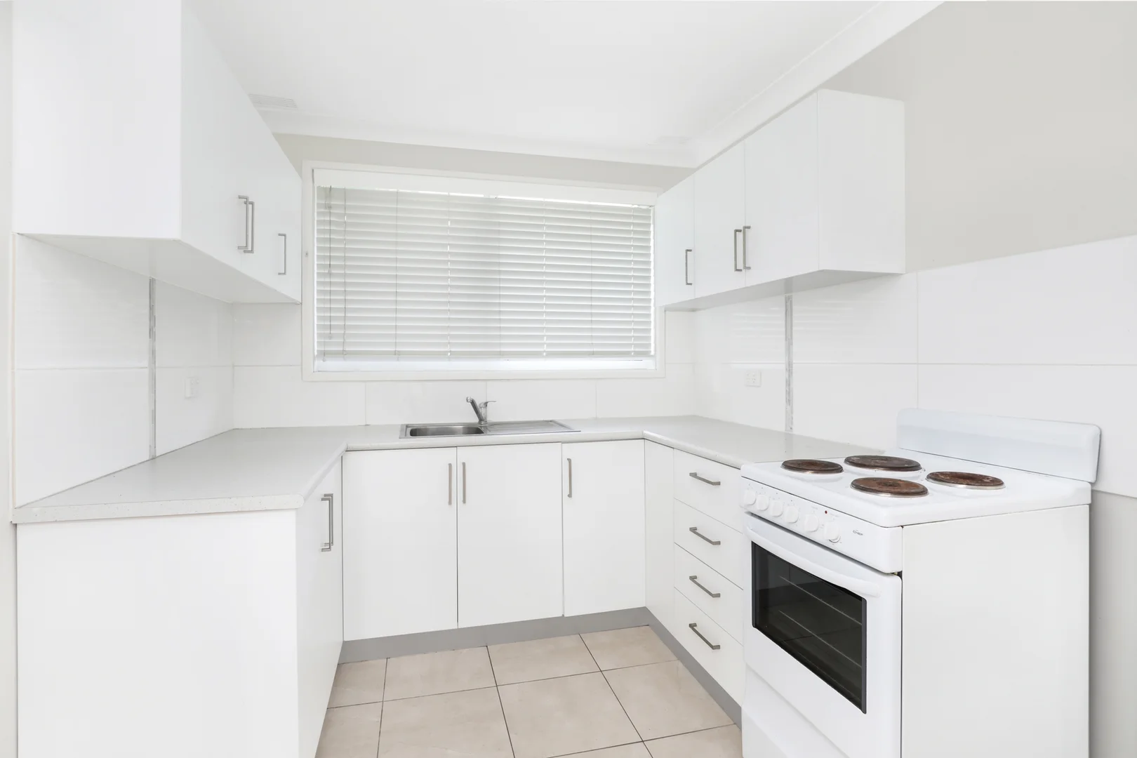 Additional image 3 of 2/10 Park Rd, Woonona NSW 2517