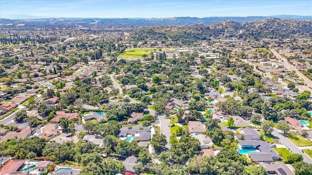 Additional image 110 of 336 Oak Tree Dr, Glendora, CA 91741
