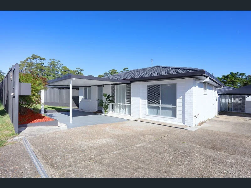 2/134 Oxley Drive, Paradise Point QLD 4216