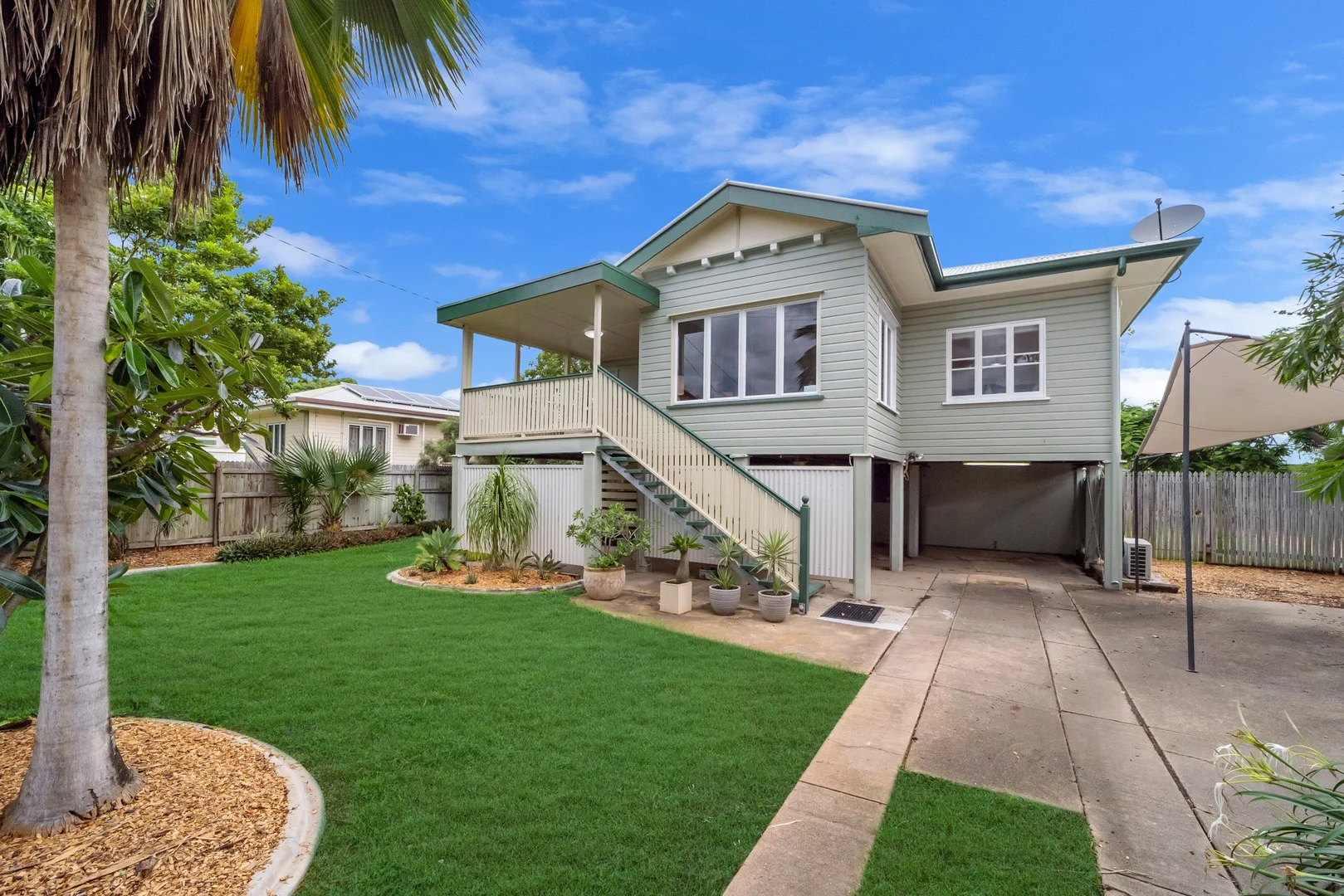 52 Cooper St, Currajong QLD 4812