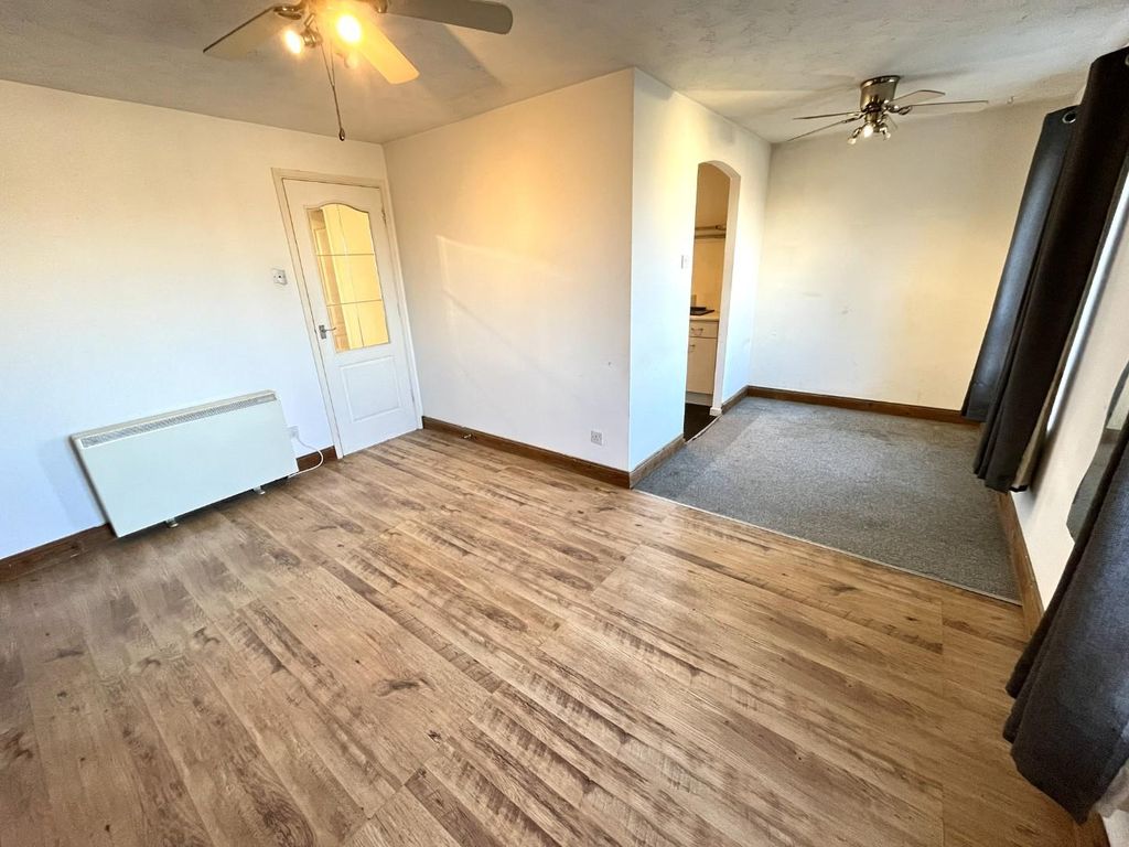 Additional image 5 of 2 bed flat for saleRosthwaite Close, Bakers Mead, Hartlepool TS24