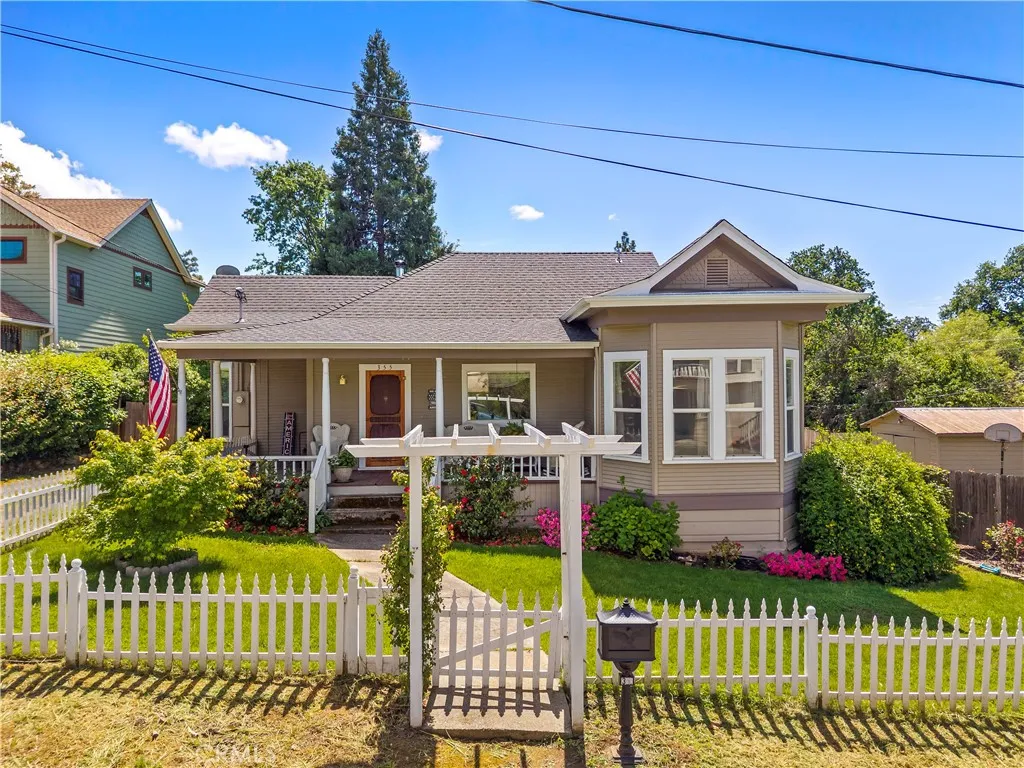 Additional image 2 of 355 1st St, Lakeport, CA 95453