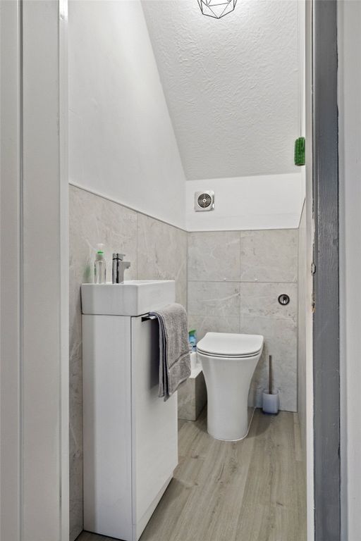 Additional image 12 of 3 bed detached house for saleWood Lane, Neyland, Milford Haven, Pembrokeshire SA73