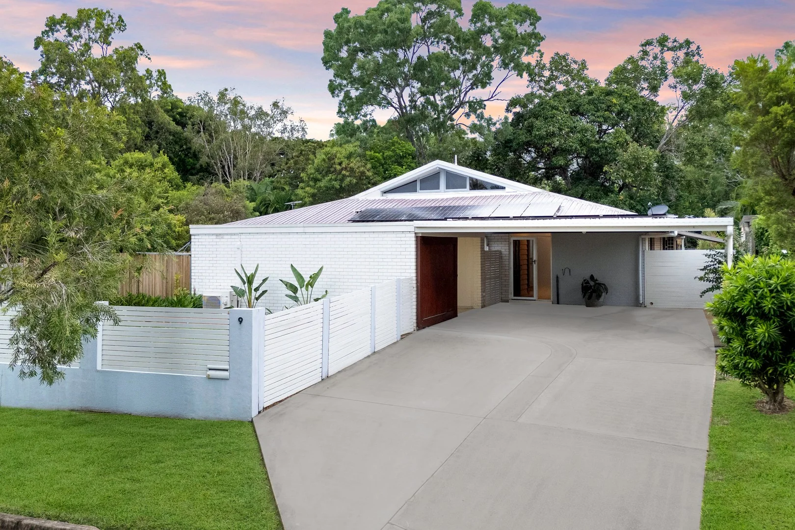 9 Mimosa Court, Annandale QLD 4814