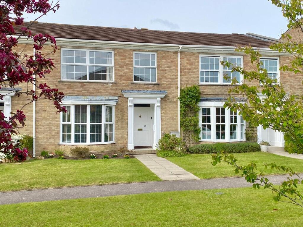 Wedgwood Drive, Whitecliff, BH14