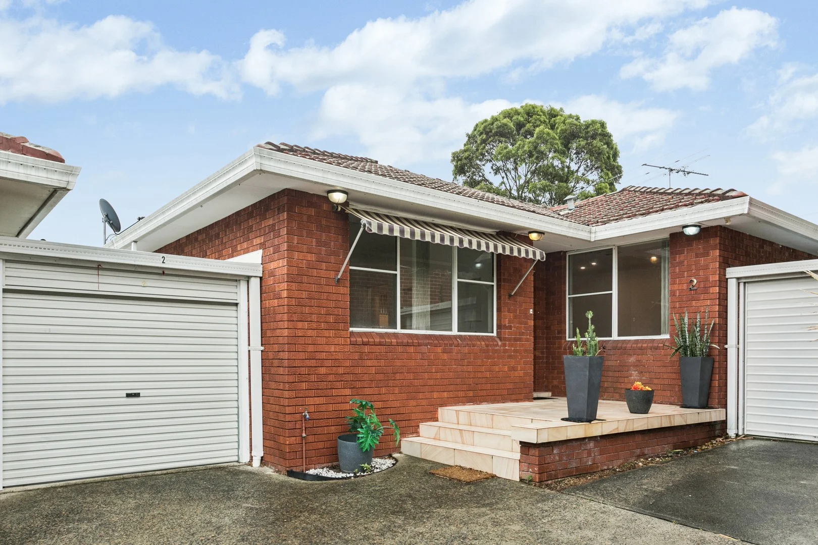2/27 Toomevara Street, Kogarah NSW 2217