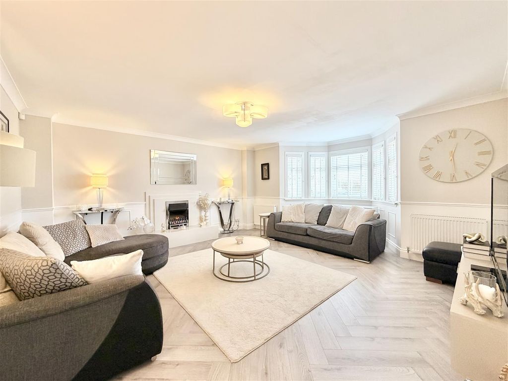 Additional image 4 of 5 bed detached house for saleSilverbirch Grove, Quarter, Hamilton ML3