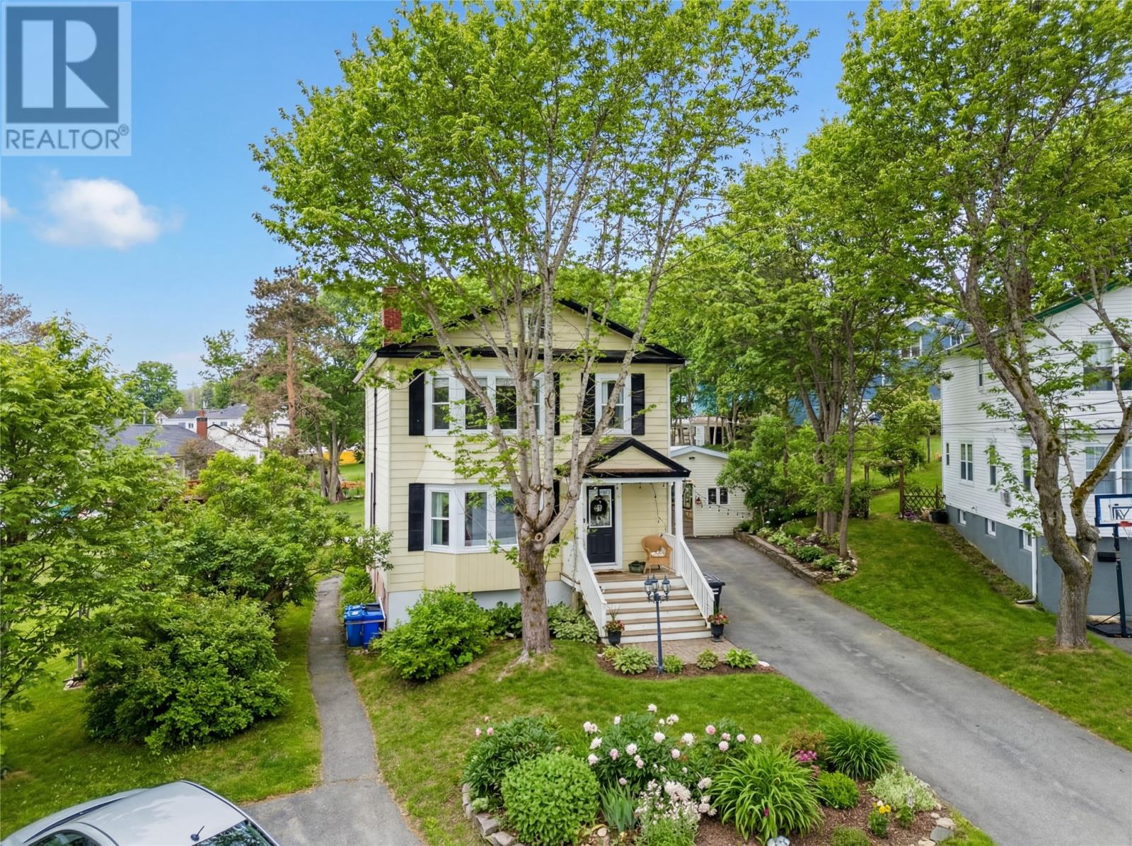 43 Cornwall Crescent
