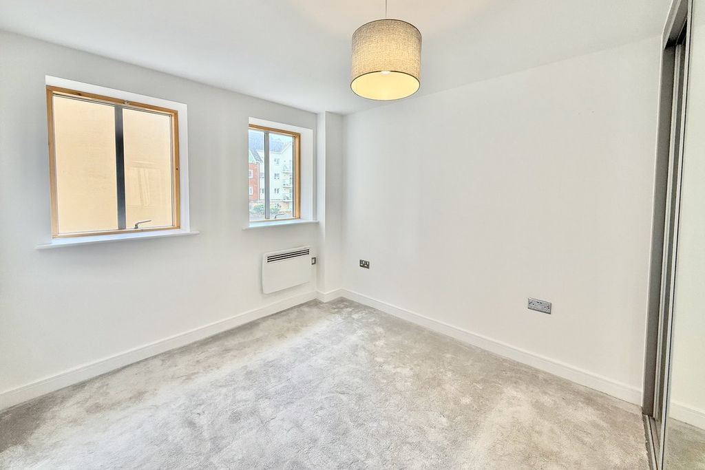 Additional image 8 of 2 bed flat for saleHoneycombe Chine, Boscombe, Bournemouth BH5