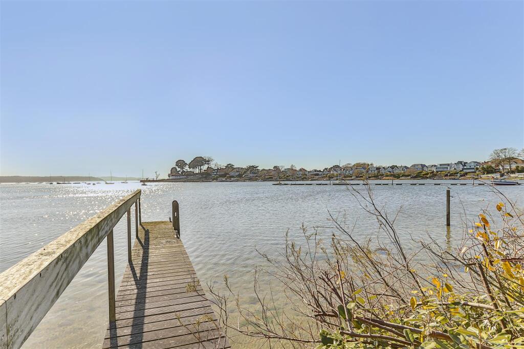 Additional image 2 of Sandbanks Road, Lilliput