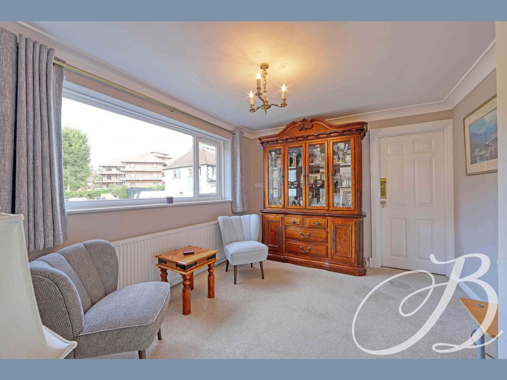 Additional image 6 of 5 bed detached house for saleRay Park Road, Maidenhead SL6