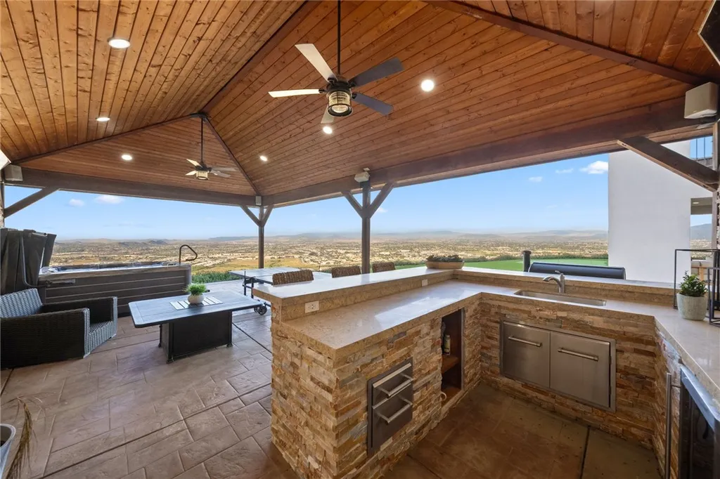 42365 Vista Montana Court, Temecula, CA 92590