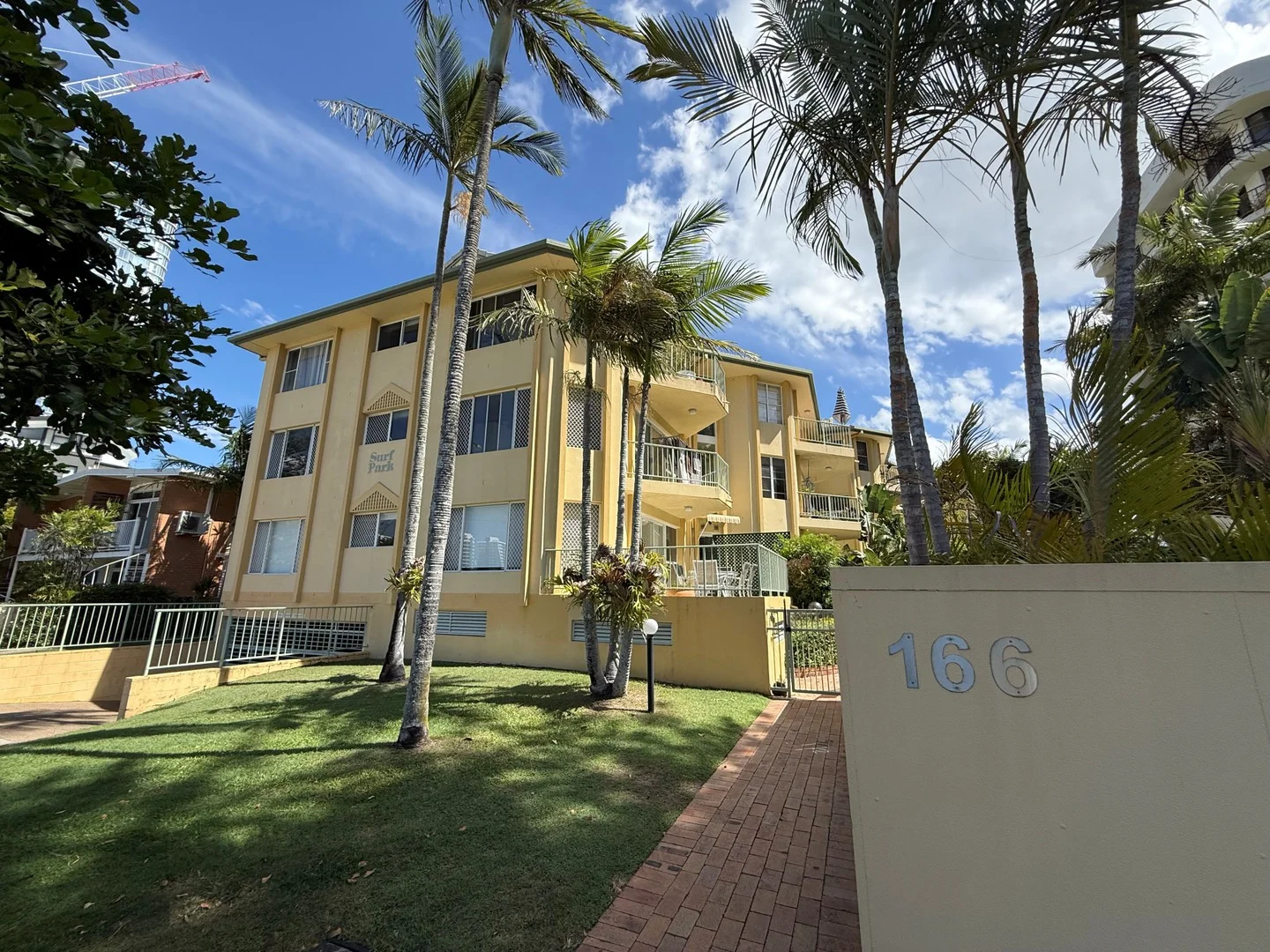 2/166 Surf Parade, Broadbeach QLD 4218