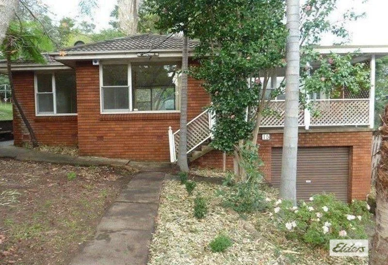 15 Yates Avenue, Mount Keira NSW 2500