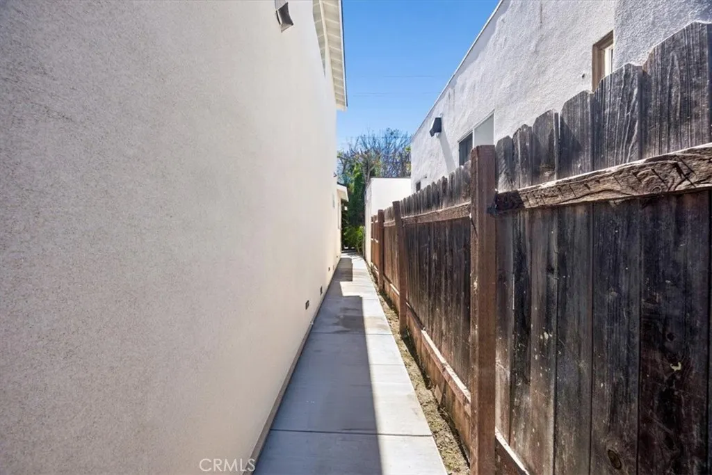 Additional image 83 of 1154 W 67th St, Los Angeles, CA 90044