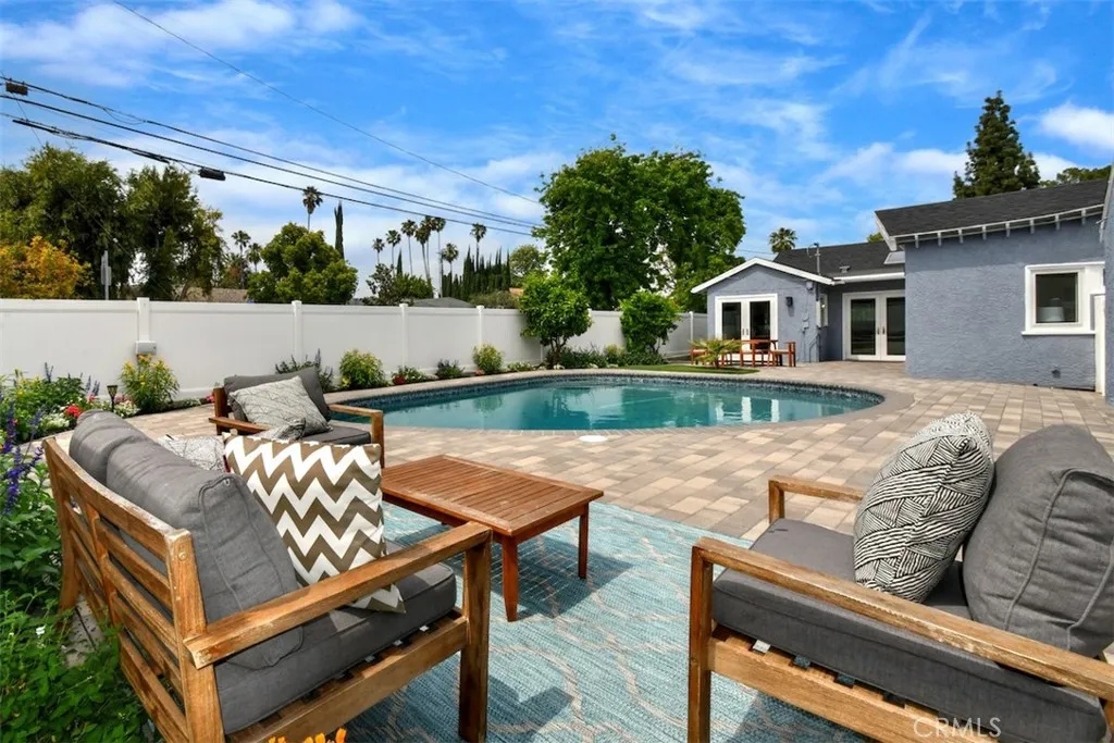 Additional image 126 of 15576 Hesby St, Encino, CA 91436