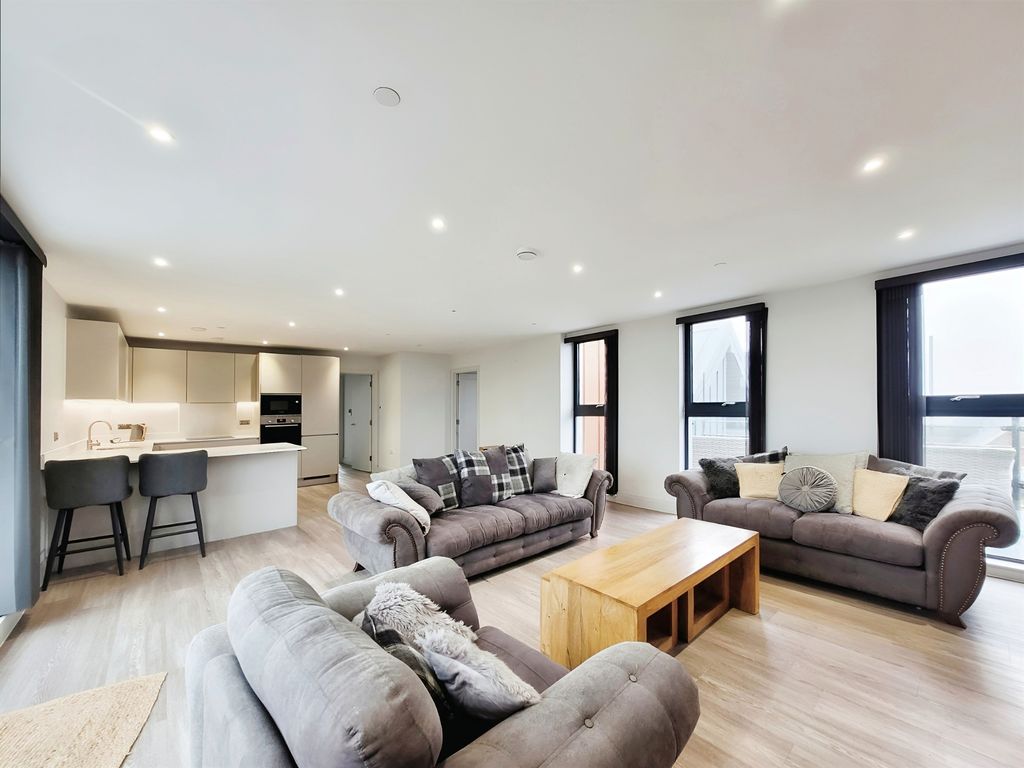 Additional image 5 of 3 bed penthouse for saleRest Bay, Porthcawl CF36