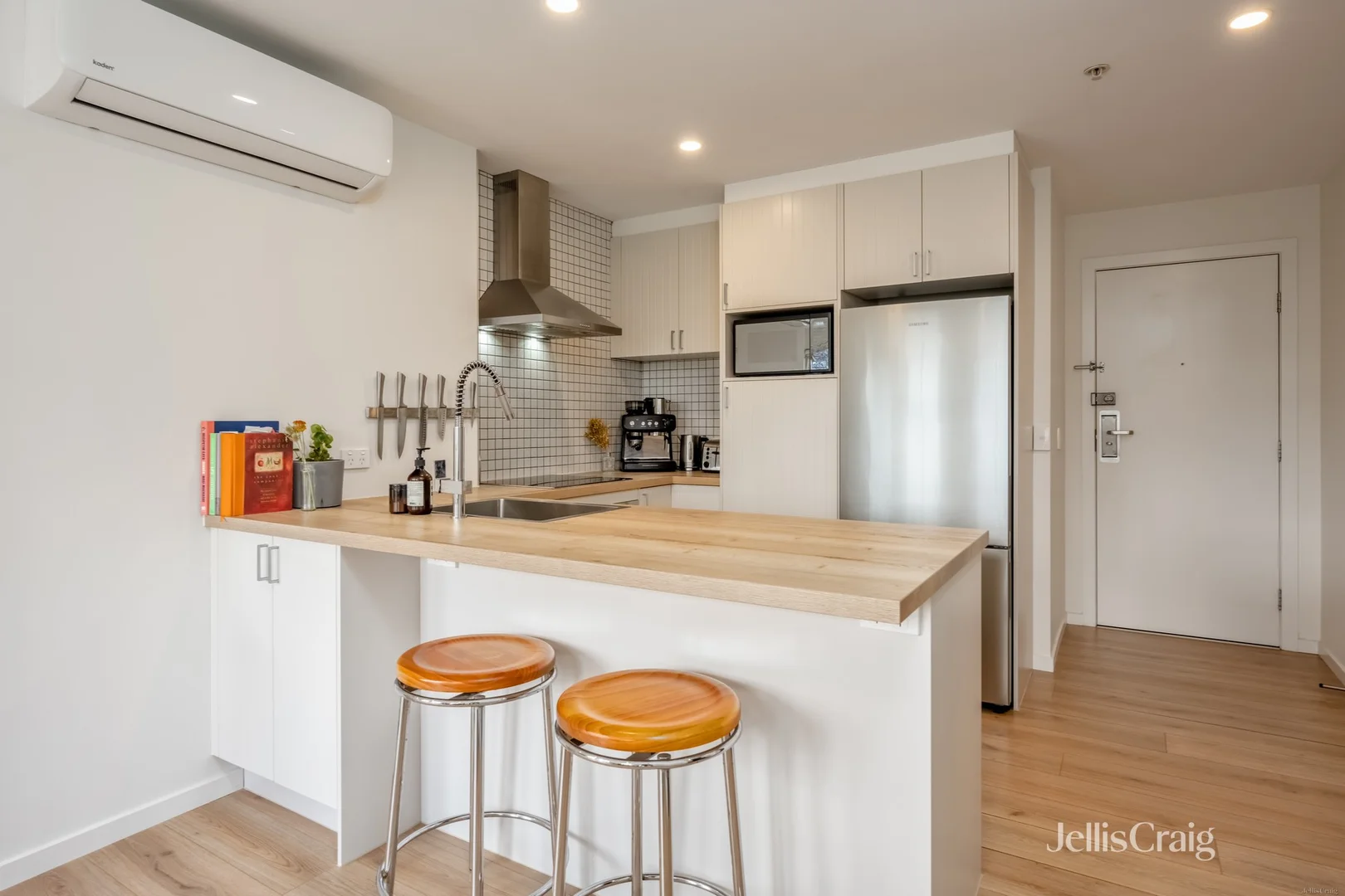 Additional image 5 of 509/18 Finlay Place, Carlton VIC 3053