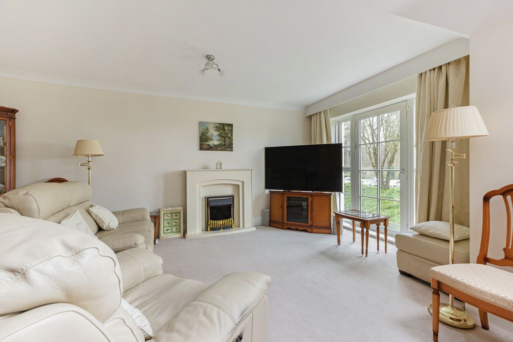 Additional image 3 of 2 bed flat for saleTempleton Road, Hungerford RG17