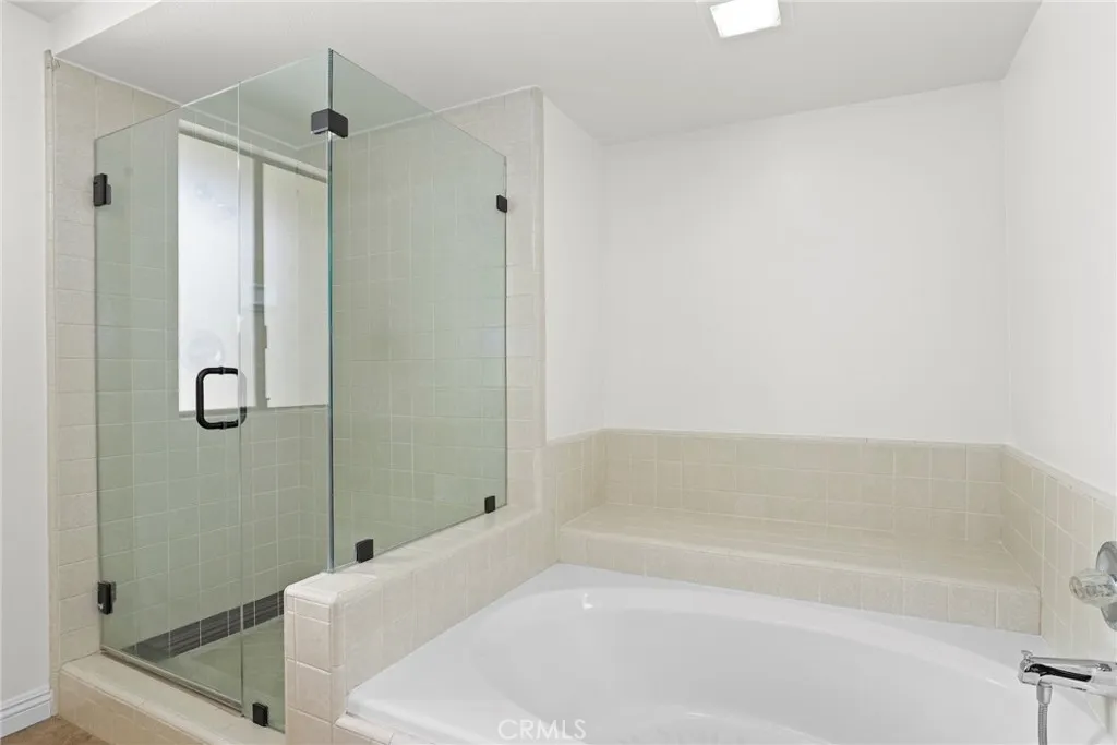 Additional image 66 of 2662 E 20th Street Unit 307, Signal Hill, CA 90755