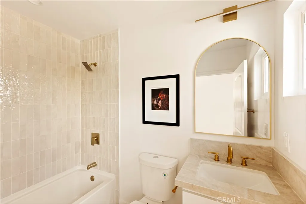 4020 W Avenue 40 Ave, Los Angeles, CA 90065