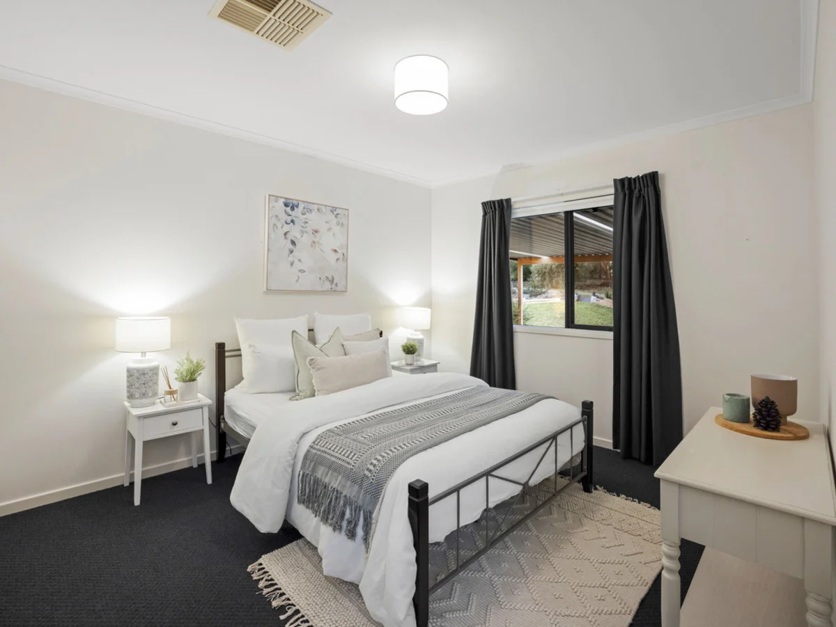 Additional image 18 of 25 Lauren Court, Table Top NSW 2640