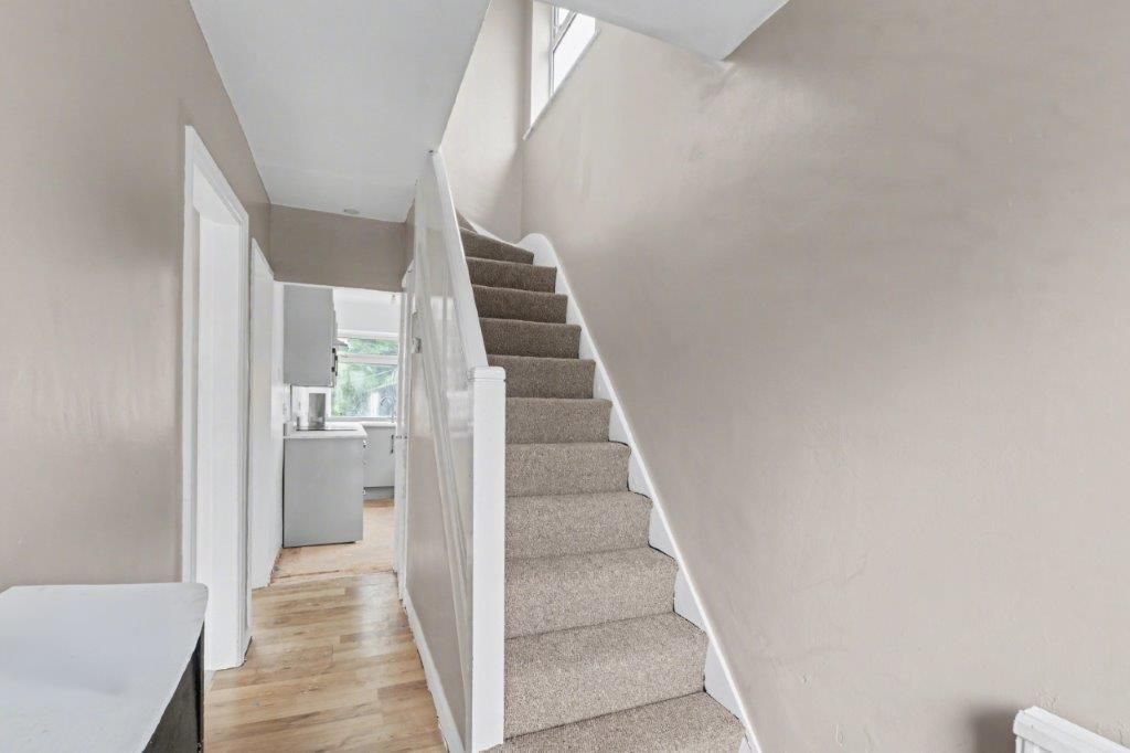 Additional image 6 of 3 bed semi-detached house for saleMaple Avenue, Beeston, Nottingham NG9