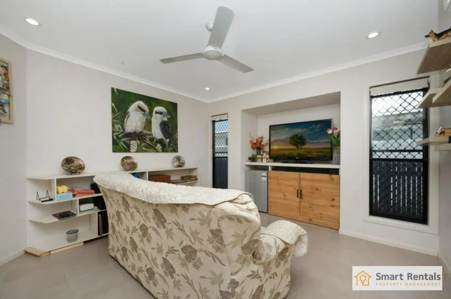 15 Catho Avenue, Mount Low QLD 4818 photo 5