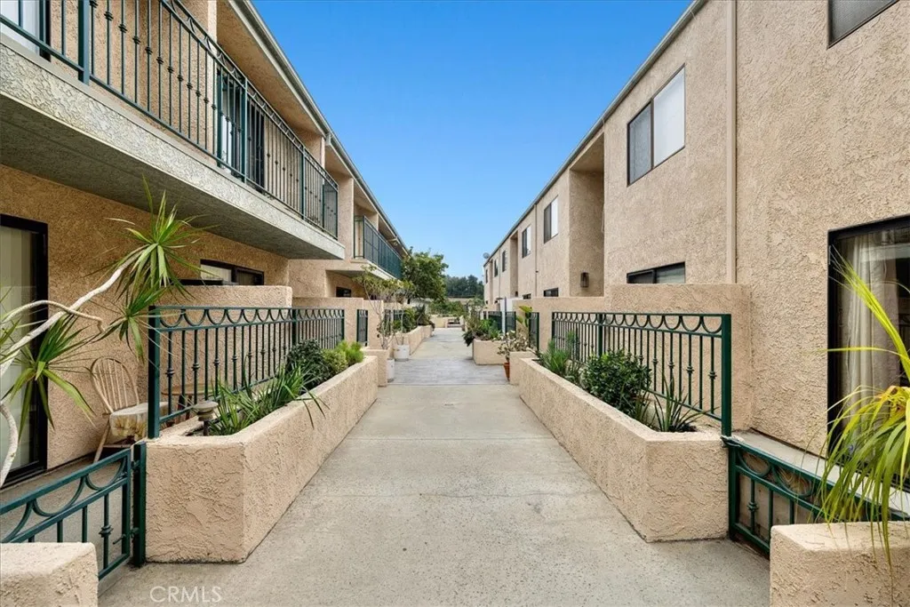 Additional image 21 of 2491 Purdue Avenue Unit 107, Los Angeles, CA 90064