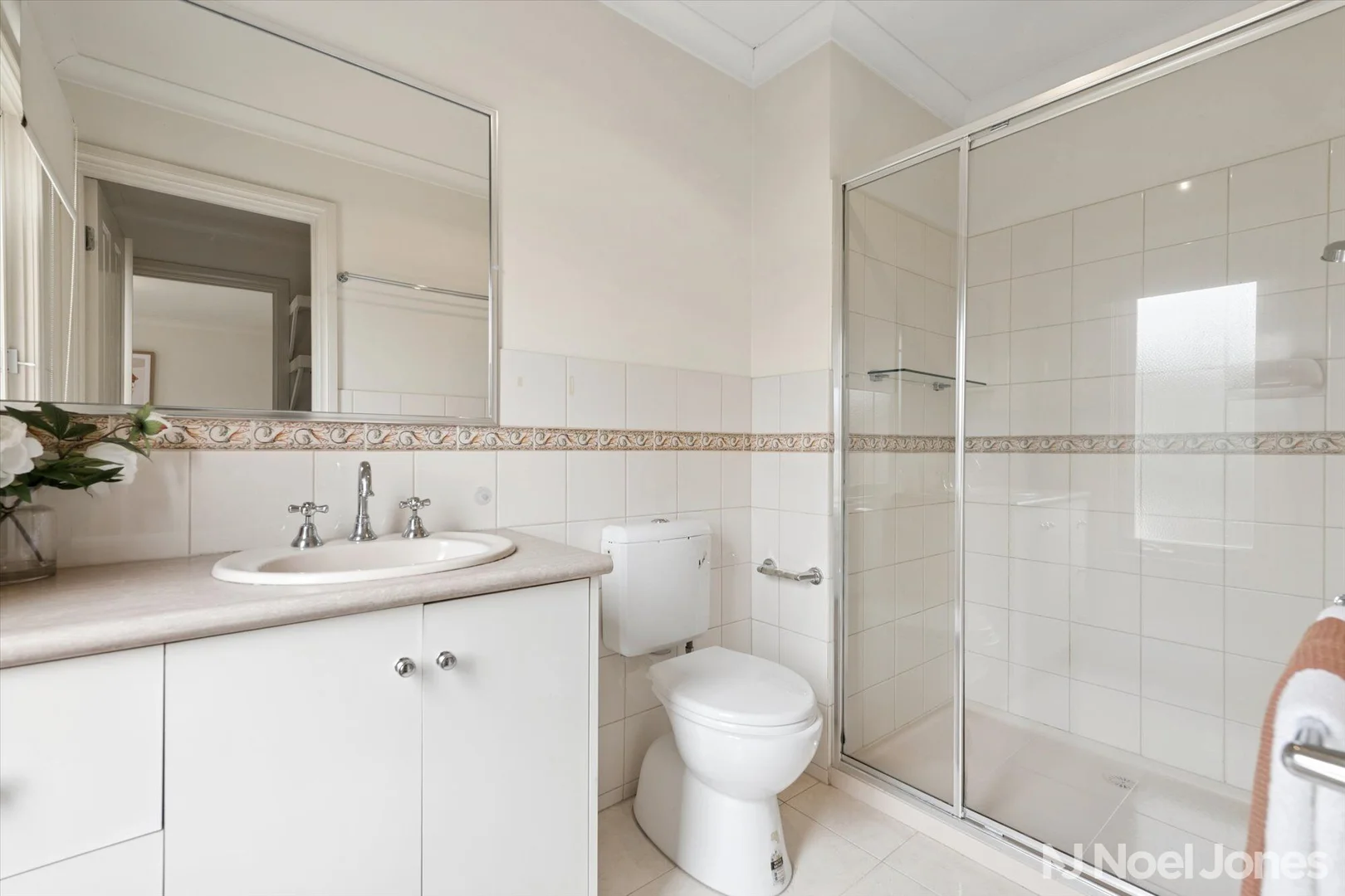 Additional image 6 of 2/728 Doncaster Road, Doncaster VIC 3108