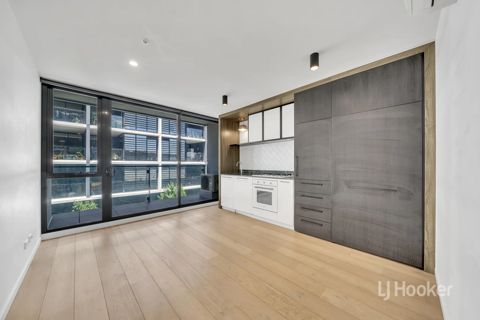 222/20 Shamrock Street, Abbotsford VIC 3067