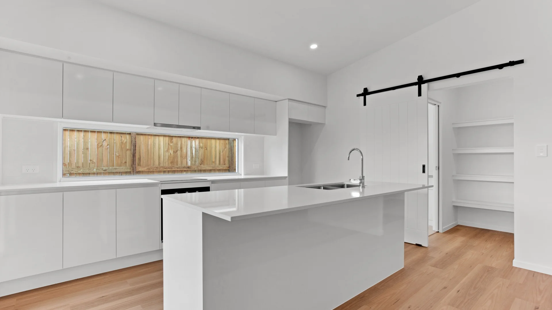 Additional image 3 of 62 Lindeman Crescent, Banya QLD 4551