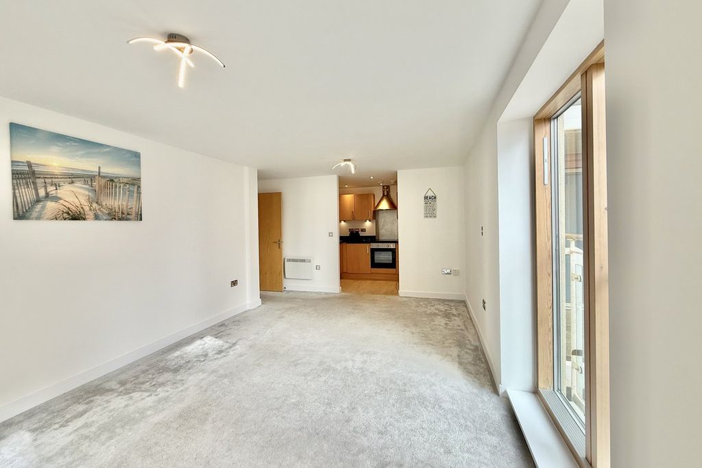 Additional image 5 of 2 bed flat for saleHoneycombe Chine, Boscombe, Bournemouth BH5