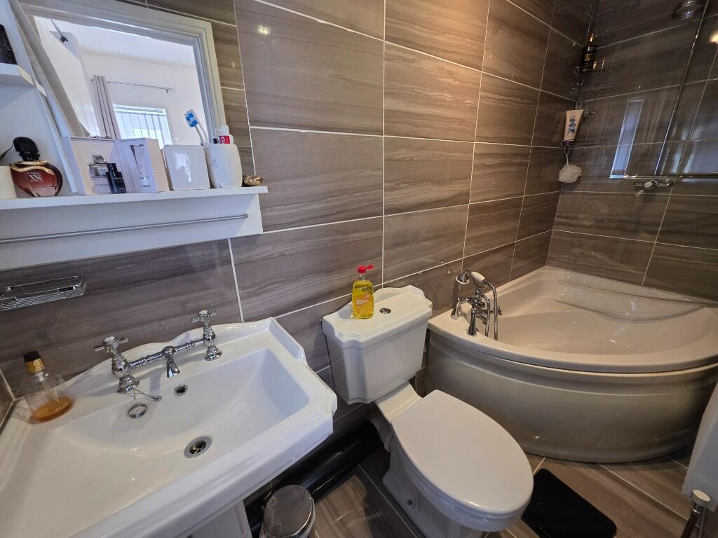 Additional image 7 of Rooley Crescent, Bradford, West Yorkshire, BD6