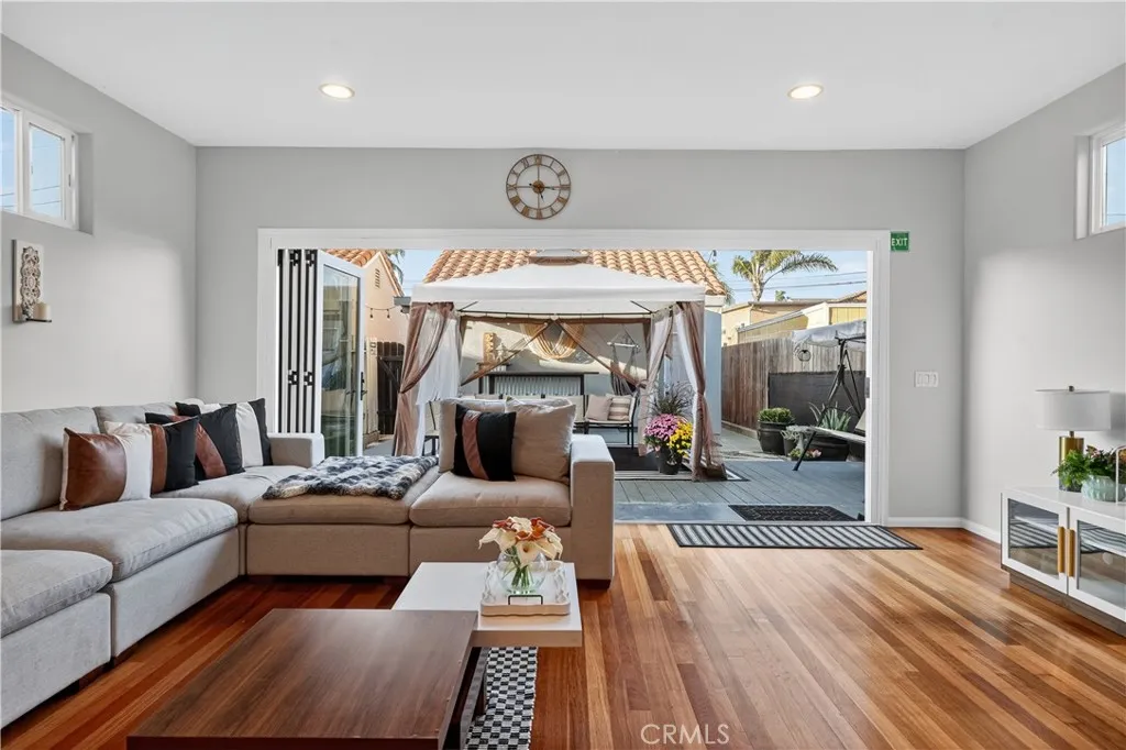 Additional image 28 of 221 Elmira Ave, Huntington Beach, CA 92648
