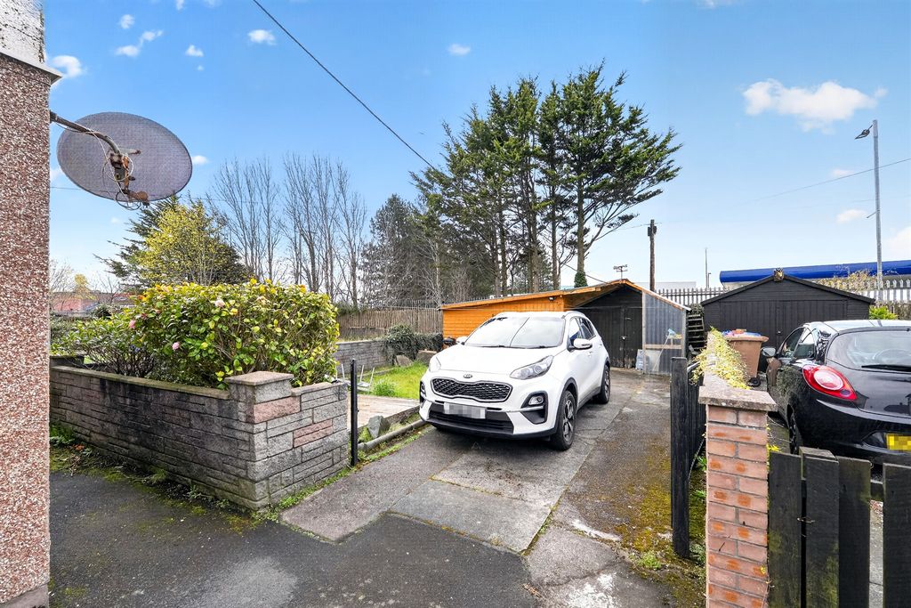 Additional image 16 of 2 bed flat for saleMckinlay Crescent, Irvine KA12